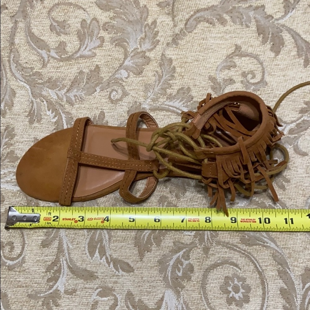 Charlotte Russe Fringe Sandals 8 - Picture 11 of 12